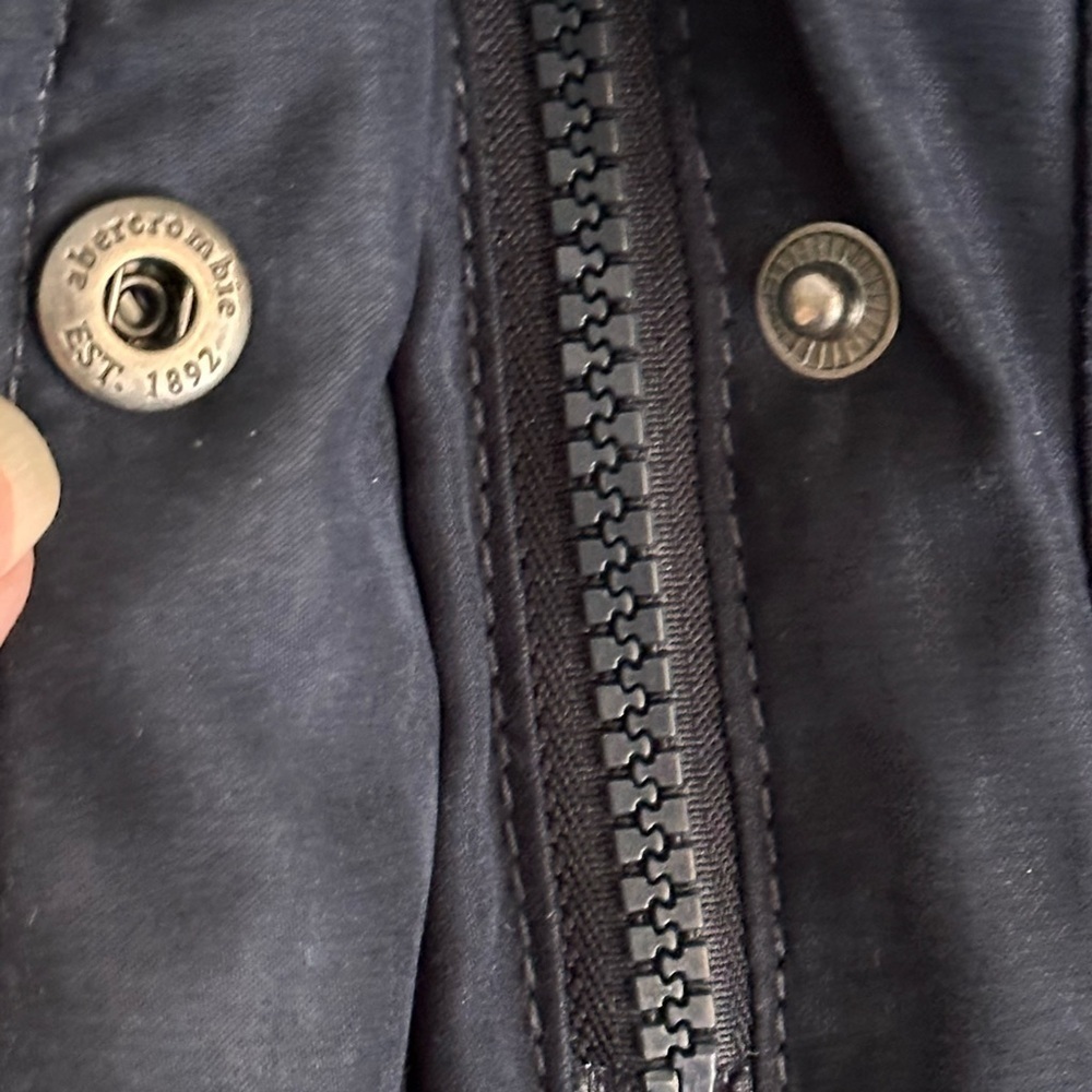 Abercrombie Kids Jacket Faux Fur Lined Multiple Pockets Navy Size 10/12 - Picture 12 of 13